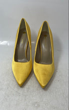 Load image into Gallery viewer, Bigtree Womens Yellow Satin Pointed Toe Slip-On Stiletto Pump Heels Size EU 40
