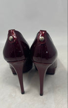 Load image into Gallery viewer, Stuart Weitzman Womens Burgundy High Stiletto Pump Heels Size 8
