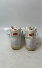 Load image into Gallery viewer, Nike Mens Blazer Mid '77 Vintage White Yellow Lace-Up Sneaker Shoes Size 4.5
