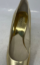 Load image into Gallery viewer, Michael Kors Womens Elisa Gold-Tone Leather Slip-On Stiletto Pump Heels Size 8 M
