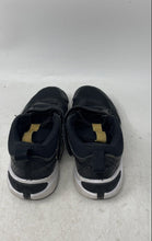 Load image into Gallery viewer, Nike Boys Team Hustle D 11 Black Gold Hook &amp; Loop Sneaker Shoes Size 2.5Y
