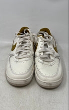 Load image into Gallery viewer, Nike Womens Gamma Force White &amp; Brown Low Top Lace-Up Sneaker Shoes Size 9
