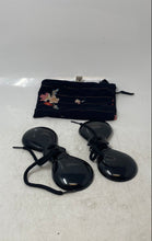 Load image into Gallery viewer, Flamenco Black Lightweight Small Castanets Spanish Castanet With Pouch
