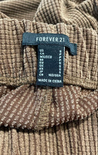 Load image into Gallery viewer, Forever 21 Womens Brown Corduroy Elastic Waist Pull-On Cargo Pants Size Small
