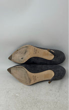 Load image into Gallery viewer, J. Crew Womens Elsie Gray Leather Pointed Toe Stiletto Pump Heels Size 9
