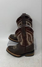 Load image into Gallery viewer, Unbranded Womens Brown Leather Cowgirl Pull On Ankle Western Boots Size 15
