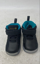 Load image into Gallery viewer, Nike Baby Boys Air Jordan Jumpman Team 2 Premium GT Black Sneakers Shoes Size 4C
