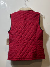 Load image into Gallery viewer, G.H. Bass &amp; Co. Womens Red Sleeveless Full-Zip Quilted Vest Size M With Tag

