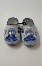 Load image into Gallery viewer, Delft White Blue Decor Ceramic Collectible Figurine Holland Mini Shoes Set 2 Pcs
