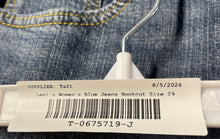 Load image into Gallery viewer, Levi's Womens Signature Blue Denim Medium Wash Bootcut Leg Jeans Size 29X30
