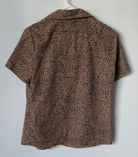 Load image into Gallery viewer, Forever 21 Womens Brown Black Leopard Print Button-Up Shirt Size Small

