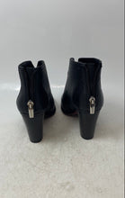 Load image into Gallery viewer, Vince Camuto Womens Fralina Black Leather Block Heel Ankle Booties Size 5 M
