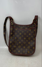Load image into Gallery viewer, Unbranded Womens Brown Geometric Print Leather Single Strap Lined Crossbody Bag
