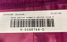 Load image into Gallery viewer, Zara Womens Yellow Front Zip Pleated Stretch Mini Skirt Size 04
