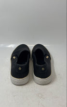 Load image into Gallery viewer, GBG Womens Gollys GGGOLLYS3 Black White Round Toe Slip-On Sneakers Shoes Sz 8.5M
