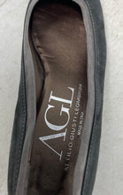 Load image into Gallery viewer, AGL Attilio Giusti Leombruni Womens Kristin Black Gray Bow Pump Heels Size 38.5

