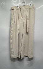 Load image into Gallery viewer, Vince Camuto Womens Beige Flat Front Belted Wide-Leg Cropped Pants Size 6
