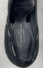 Load image into Gallery viewer, Kenneth Cole Womens Black Round Toe Slip-On Block Pump Heels Size 6.5
