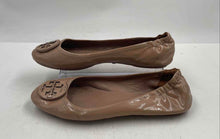 Load image into Gallery viewer, Authentic Tory Burch Womens Minnie Beige Leather Ballet Flats Size 9.5M Stained
