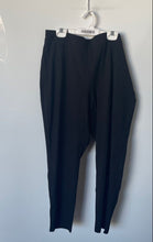Load image into Gallery viewer, Chico's Womens Black Flat Front Pull-On Skinny Ankle Leggings Size 3R
