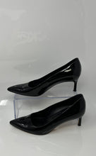 Load image into Gallery viewer, Via Spiga Womens Black Patent Leather Slip-On Pointed Toe Pump Heels Size 7 M
