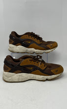 Load image into Gallery viewer, Nike Mens Air Huarache Runner DZ3306-201 Brown Sneakers Shoes Size 10.5
