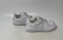 Load image into Gallery viewer, Nike Kids Force 1 Low EasyOn White Low Top Hook &amp; Loop Sneaker Shoes Size 11C
