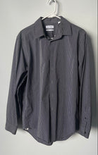 Load image into Gallery viewer, Calvin Klein Mens Black White Striped Slim Fit Non Iron Dress Shirt Sz 16 34/35
