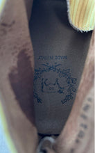 Load image into Gallery viewer, Del Toro Mens Wood Grain Yellow Lace-Up Ankle Chukka Boots Size 11

