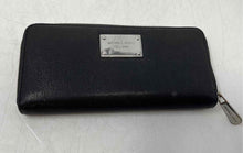 Load image into Gallery viewer, Michael Kors Womens Jet Set Black Leather Continental Zip-Around Wallet
