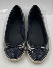 Load image into Gallery viewer, Authentic Tory Burch Womens Skylar Black Silver White Ballet Flats Size 5.5 M
