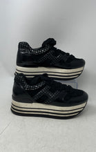 Load image into Gallery viewer, Hogan Womens Maxi H222 Black Low Top Lace-Up Sneaker Shoes Size EUR 38.5
