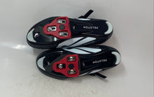 Load image into Gallery viewer, Peloton Womens Black Red 3 Bolt Hook And Loop Cycling Shoes Size EUR 40
