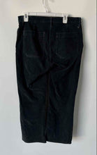 Load image into Gallery viewer, J. Crew Womens Blue Corduroy Flat Front Pockets Straight Leg Cropped Pants Sz 30
