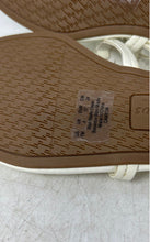 Load image into Gallery viewer, Circus By Sam Edelman Womens Canyon White Leather Slip-On Thong Sandals Size 7M
