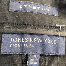Load image into Gallery viewer, Jone New York Womens Black Flat Front Stretch Pockets Chino Shorts Size 14

