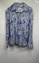 Load image into Gallery viewer, Zara Womens Blue &amp; White Paisley Long Sleeve Button-Up Shirt Size Medium
