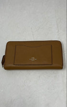Load image into Gallery viewer, Coach Womens Brown Crossgrain Leather Inner Divider Zip-Around Wallet
