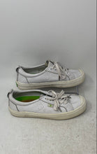 Load image into Gallery viewer, Cariuma Unisex White Leather Low Top Lace-Up Sneaker Shoes Size M 5 W 6.5
