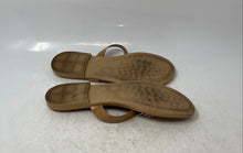 Load image into Gallery viewer, Italian Shoemakers Womens Brown Open-Toe Slip-On Flat Thong Sandals Size 9
