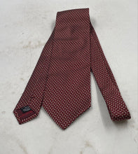 Load image into Gallery viewer, Giorgio Armani Mens Red Beige Geometric Silk Keeper Loop Adjustable Pointed Tie
