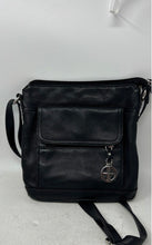 Load image into Gallery viewer, Giani Bernini Womens Black Leather Inner Pocket Adjustable Strap Crossbody Bag

