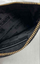 Load image into Gallery viewer, Michael Kors Womens Black Pebbled Leather Zip Top Jet Set Wristlet Wallet
