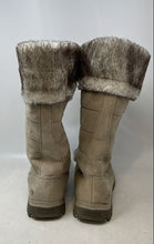 Load image into Gallery viewer, Skechers Womens Grand Jams Gray Mid-Calf Lace-Up Winter Boots Size 11
