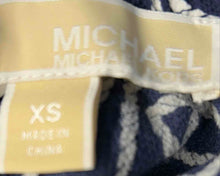Load image into Gallery viewer, Michael Kors Womens Blue White Abstract Print Off The Shoulder Blouse Top Sz XS
