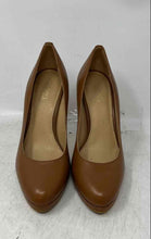 Load image into Gallery viewer, Michael Kors Womens Antoinette Brown Leather Padlock Pump Heels Size 5 1/2M
