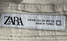 Load image into Gallery viewer, Zara Mens Beige Flat Front Slash Pockets Stretch Chino Shorts Size 32
