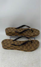 Load image into Gallery viewer, Michael Kors Womens Brown Signature Print Slip-On Flip-Flop Sandals Size 10M
