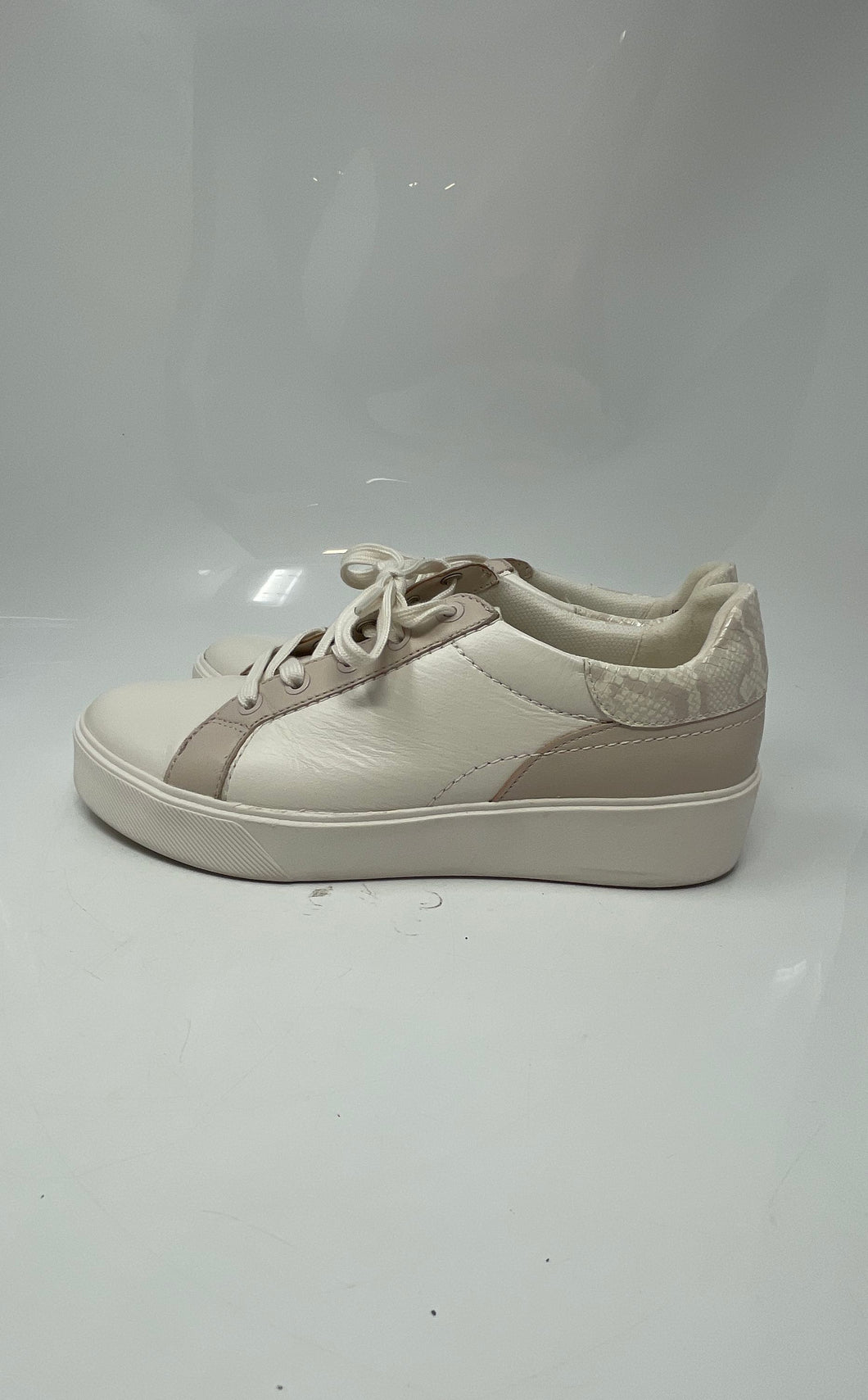 27 Edit Naturalizer Womens Marisol White Pink Lace-Up Sneaker Shoes Size 8.5M