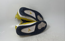 Load image into Gallery viewer, Nike Kids Air Jordan 4 Retro 408452-700 Yellow Lace-Up Running Shoes Size 4.5Y
